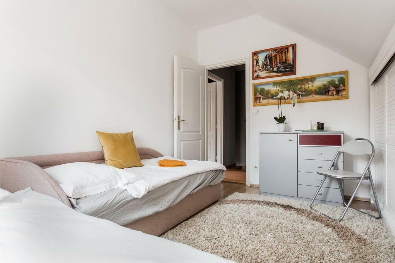 Luca Holiday House Будоирш Екстер'єр фото